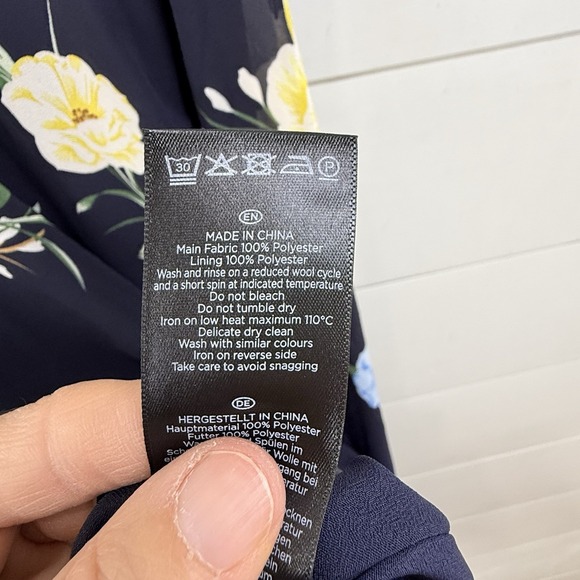 HOBBS‎ LONDON CARLY MIDI FLORAL DRESS Navy Sleeveless Tea Brunch Wedding Women 4 - Picture 7 of 16